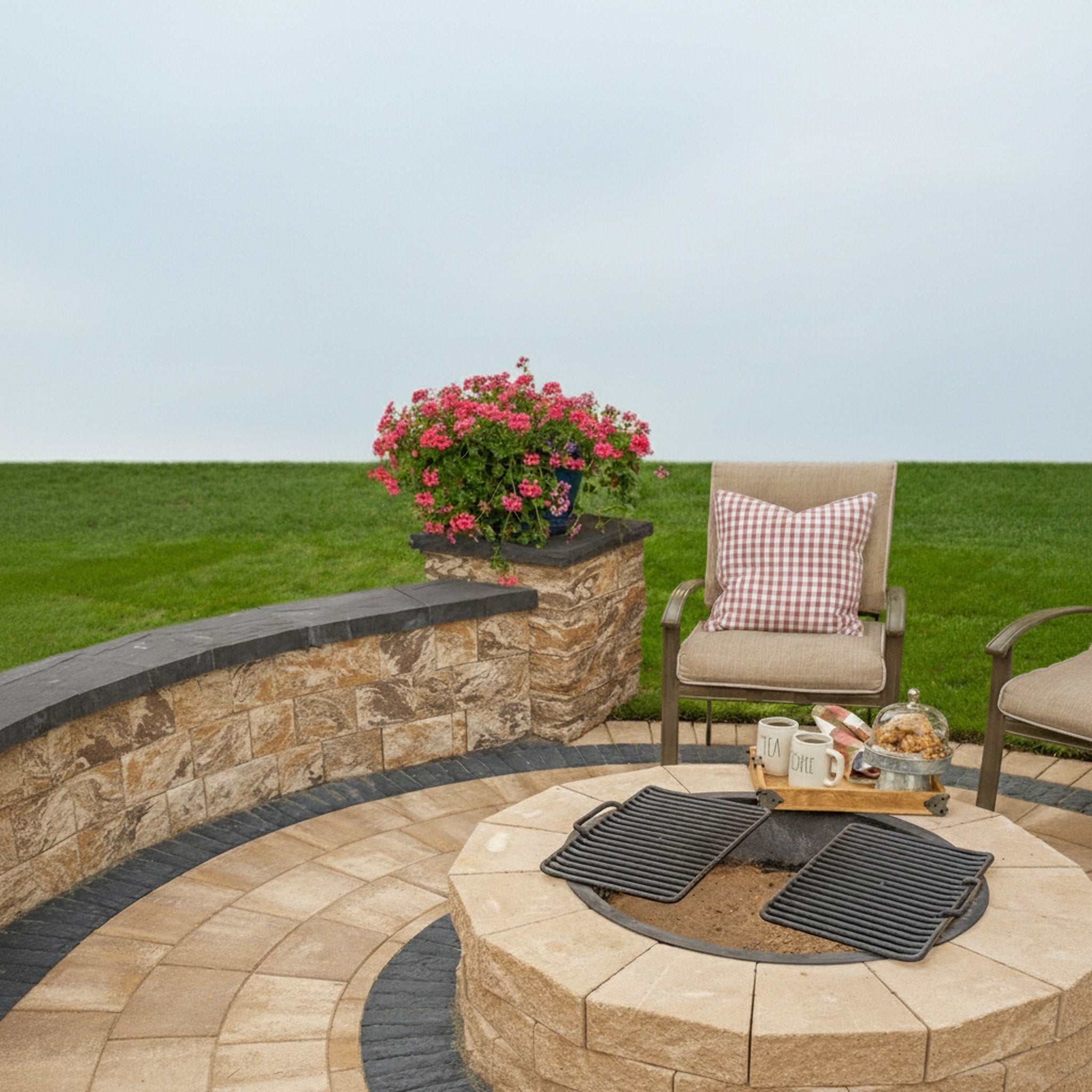 Maytrx Plus Wall 6" Split Face (C) - Lifestyle 2