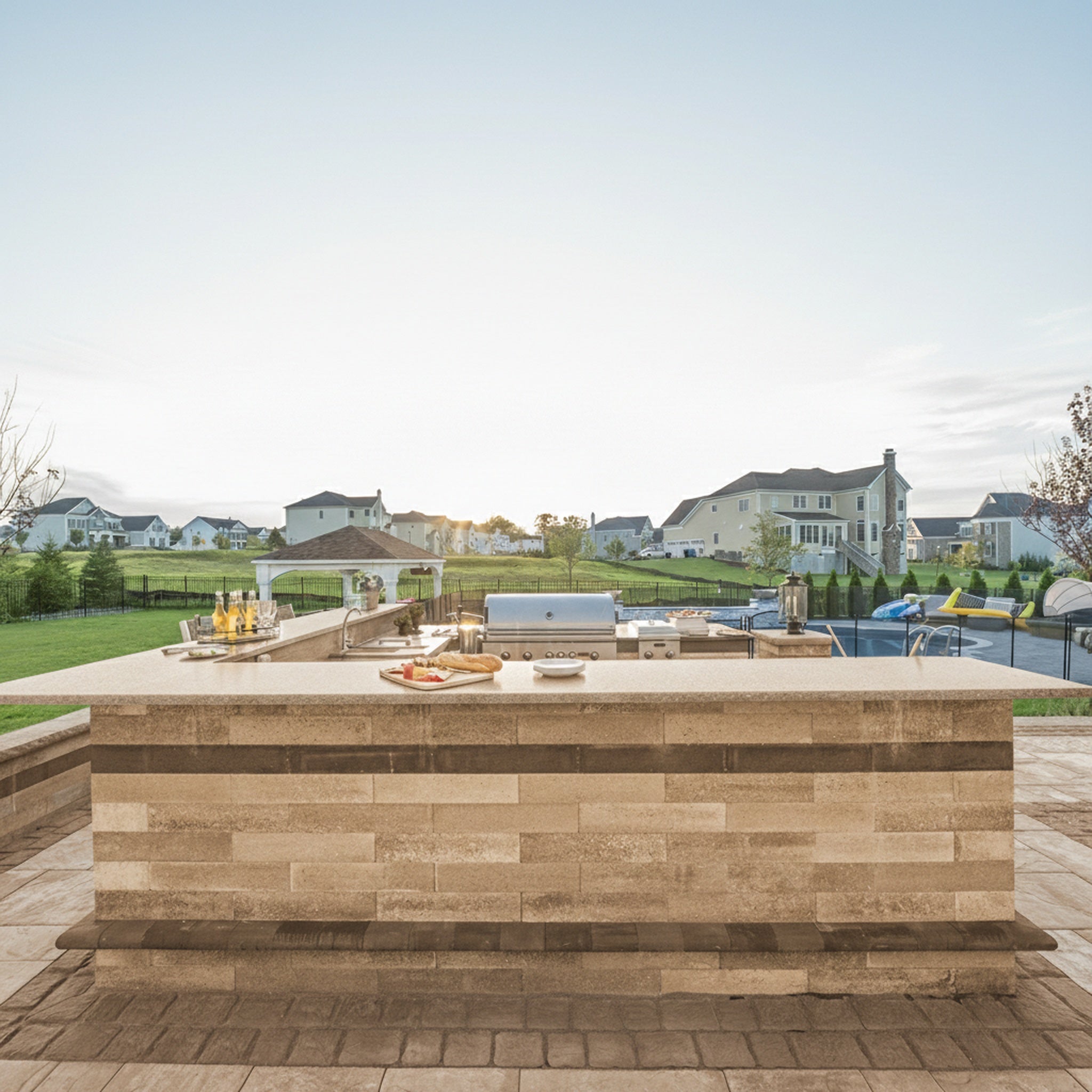 Olde English NT Wall 4" x 8" x 12" - Lifestyle 1