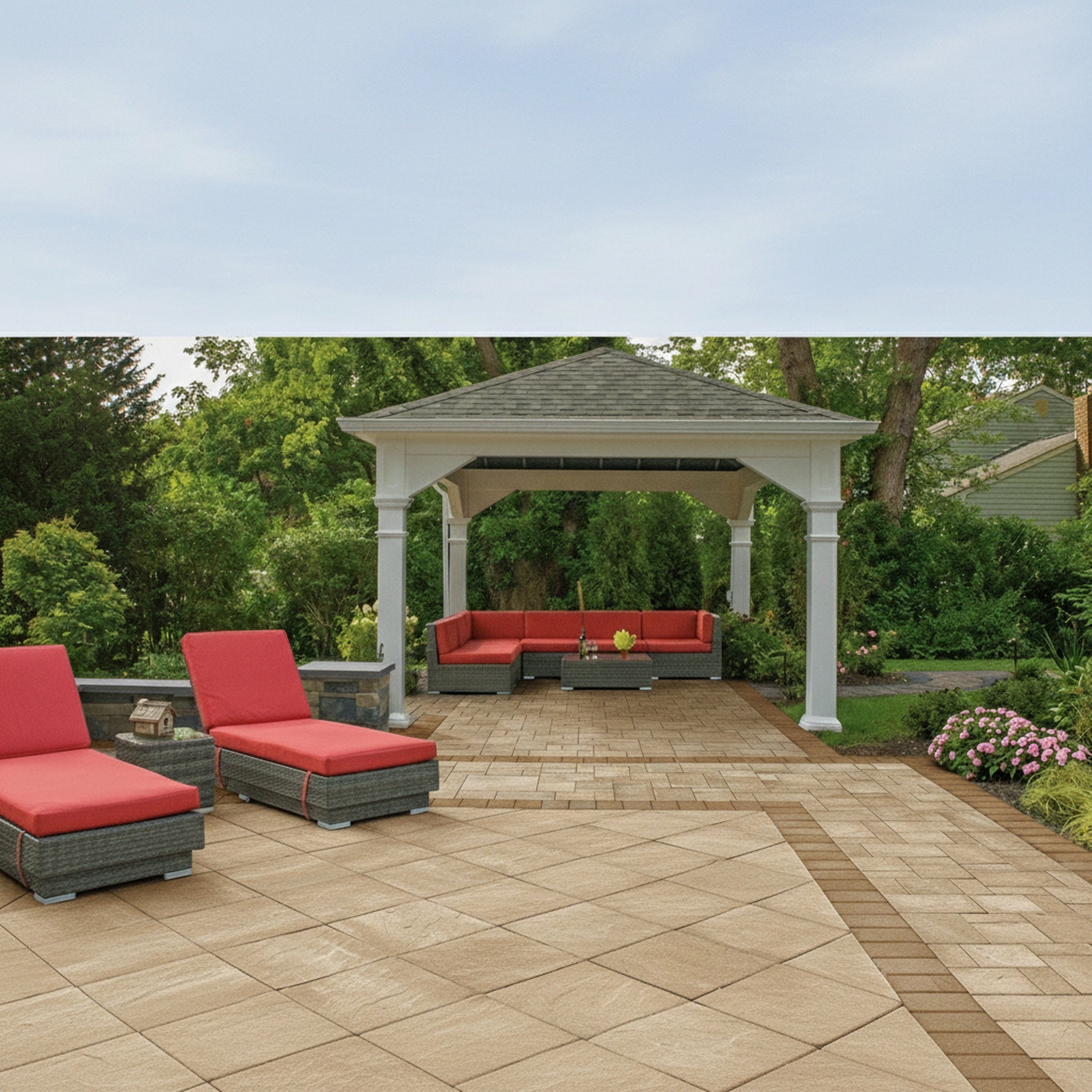 Sherwood Ledgestone 18" x 18" Smooth - Lifestyle 2