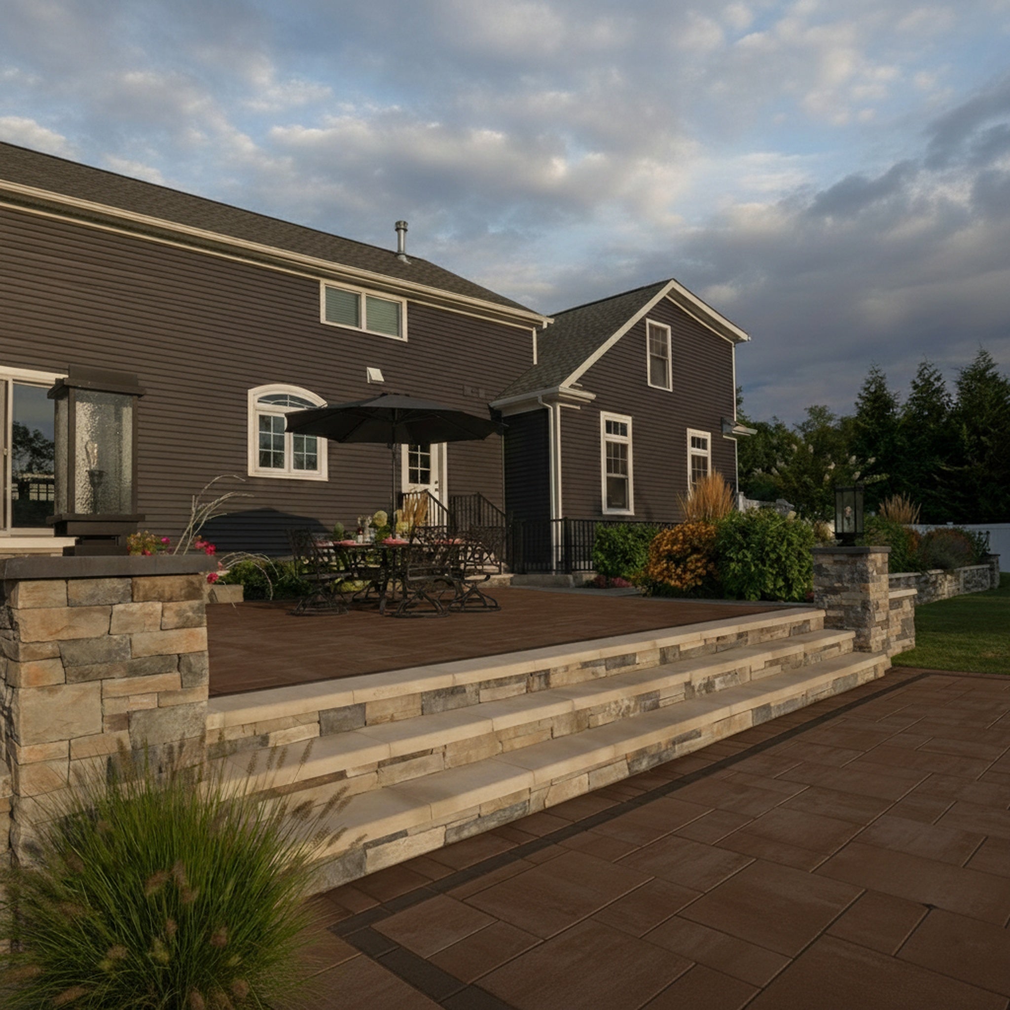 Sherwood Ledgestone 4 1/2" x 9" Smooth - Lifestyle 2