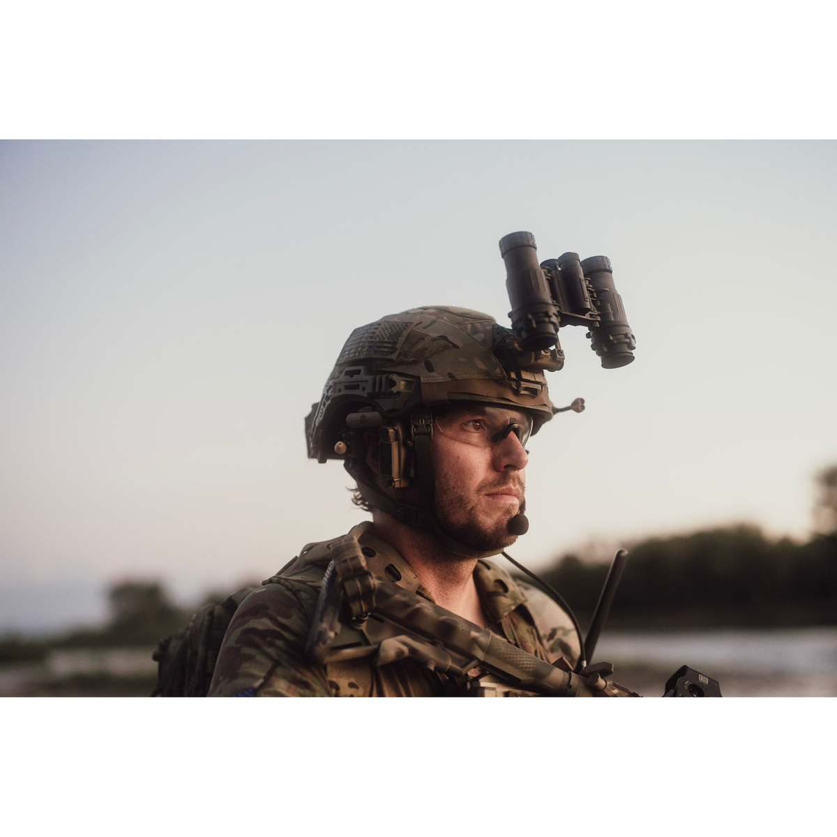 Edge Overlord G2 Polarized Smoke Vapor Shield Tactical Glasses -- lifestyle