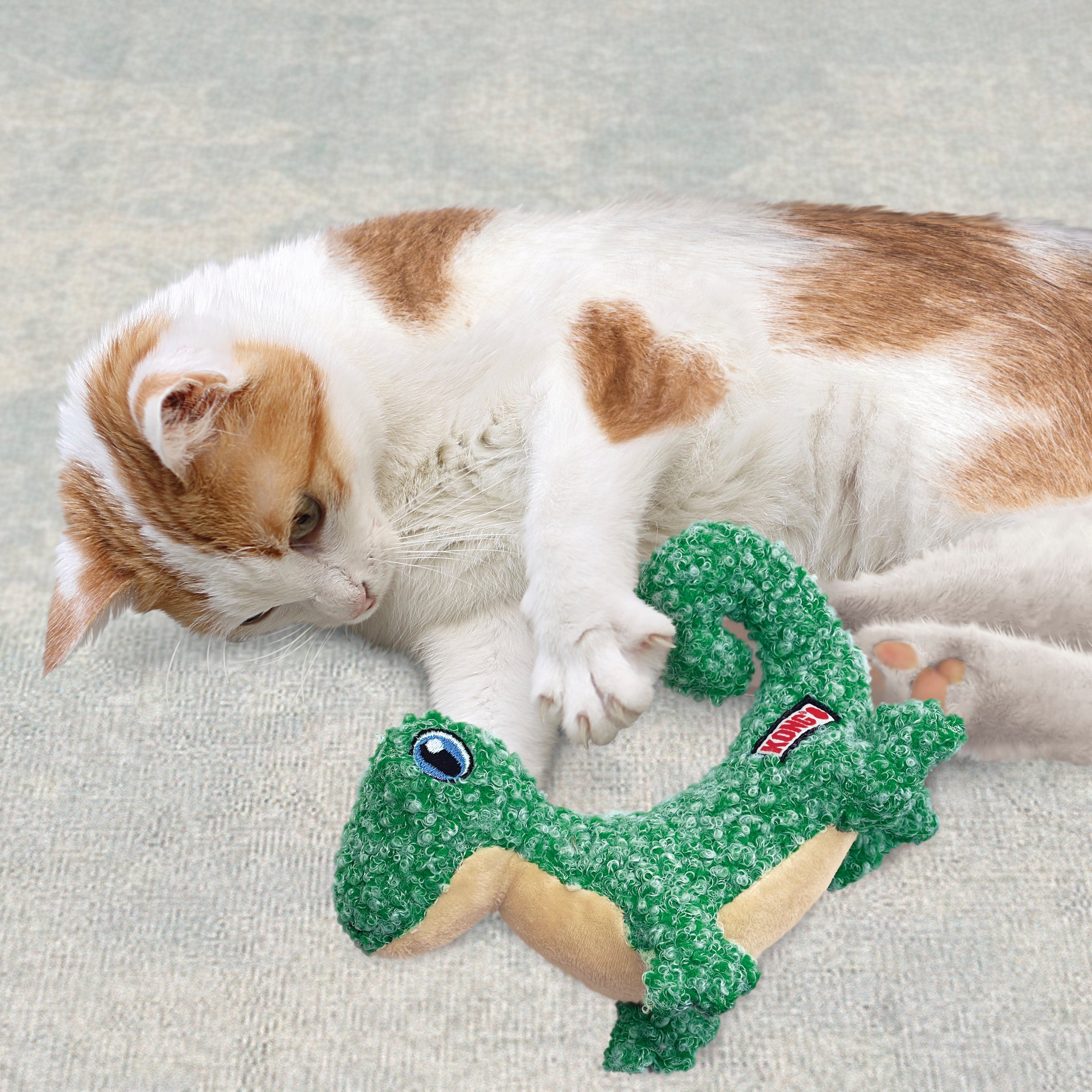 Cat playing with KONG Cat Luvs Lizard catnip cat toy