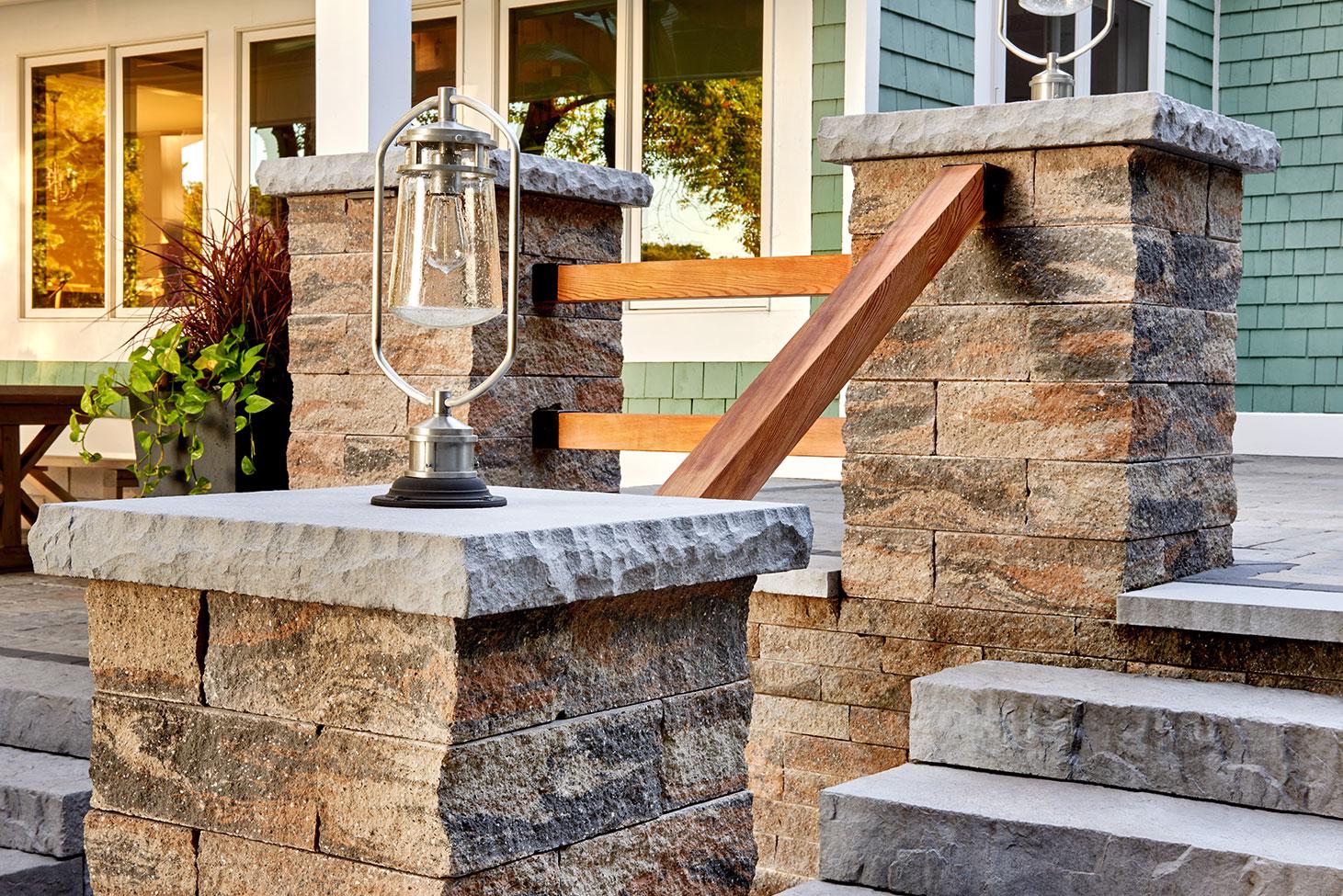 York Caps by Techo-Bloc on a garden wall in Riviera