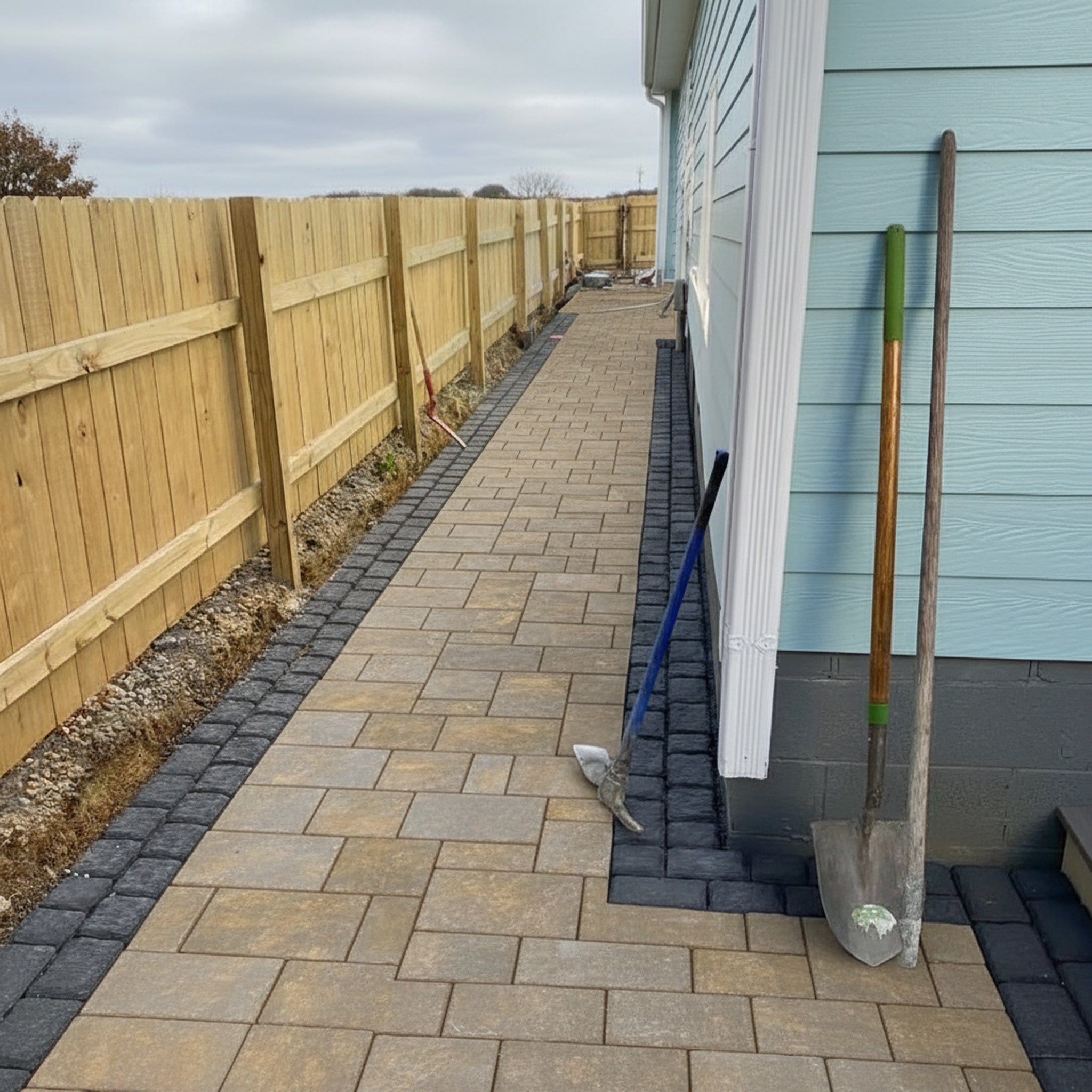 Crusader Ledgestone Permeable 3-Pc. Design Kit - Lifestyle 5
