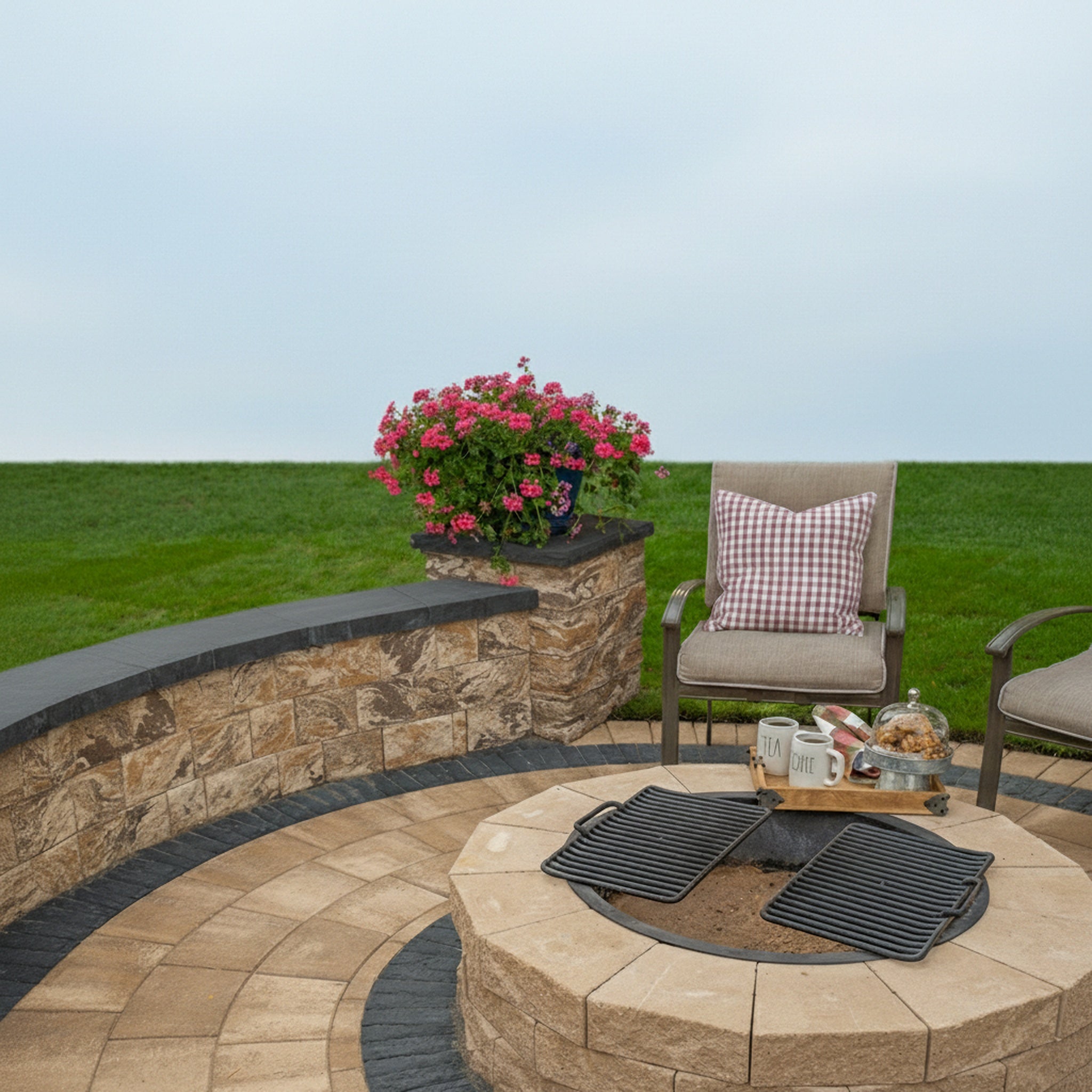 Maytrx Plus Wall 6" Split Face (C) - Lifestyle 2