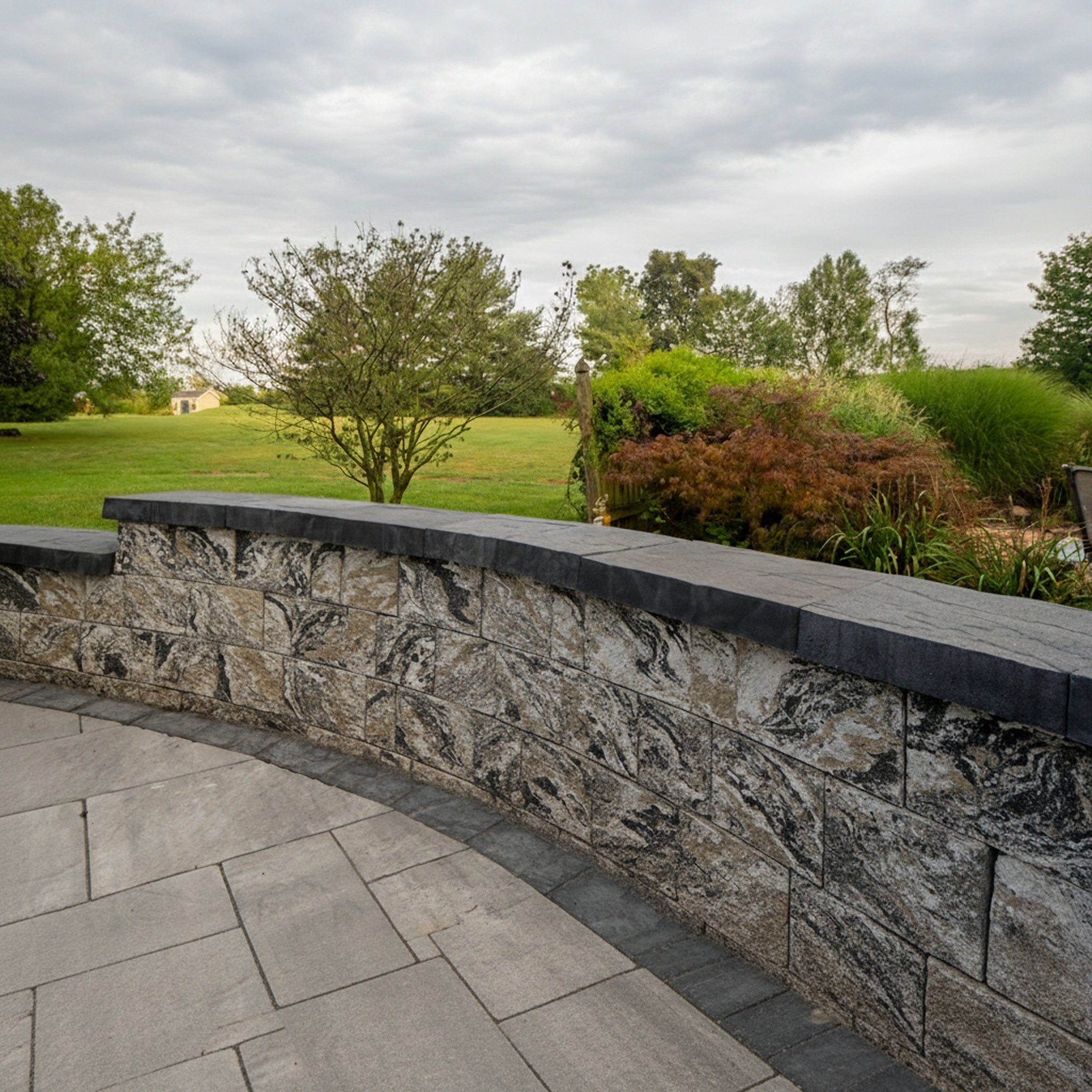 Maytrx Plus Wall 6" Split Face (C) - Lifestyle 1