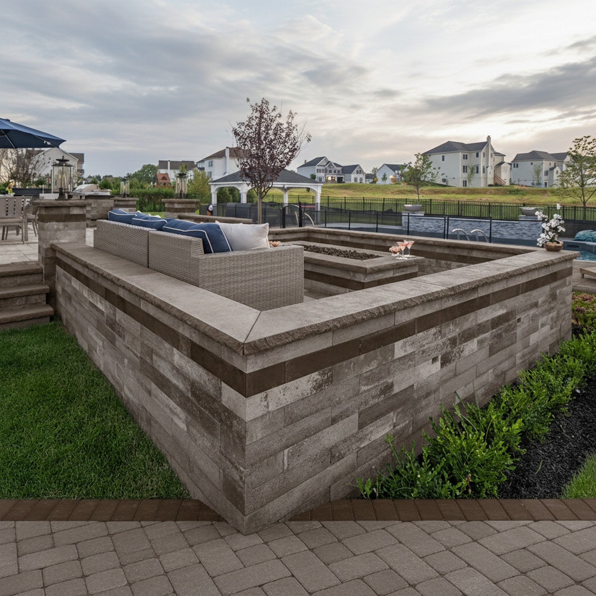 Olde English NT Wall 4" x 8" x 12" - Lifestyle 9