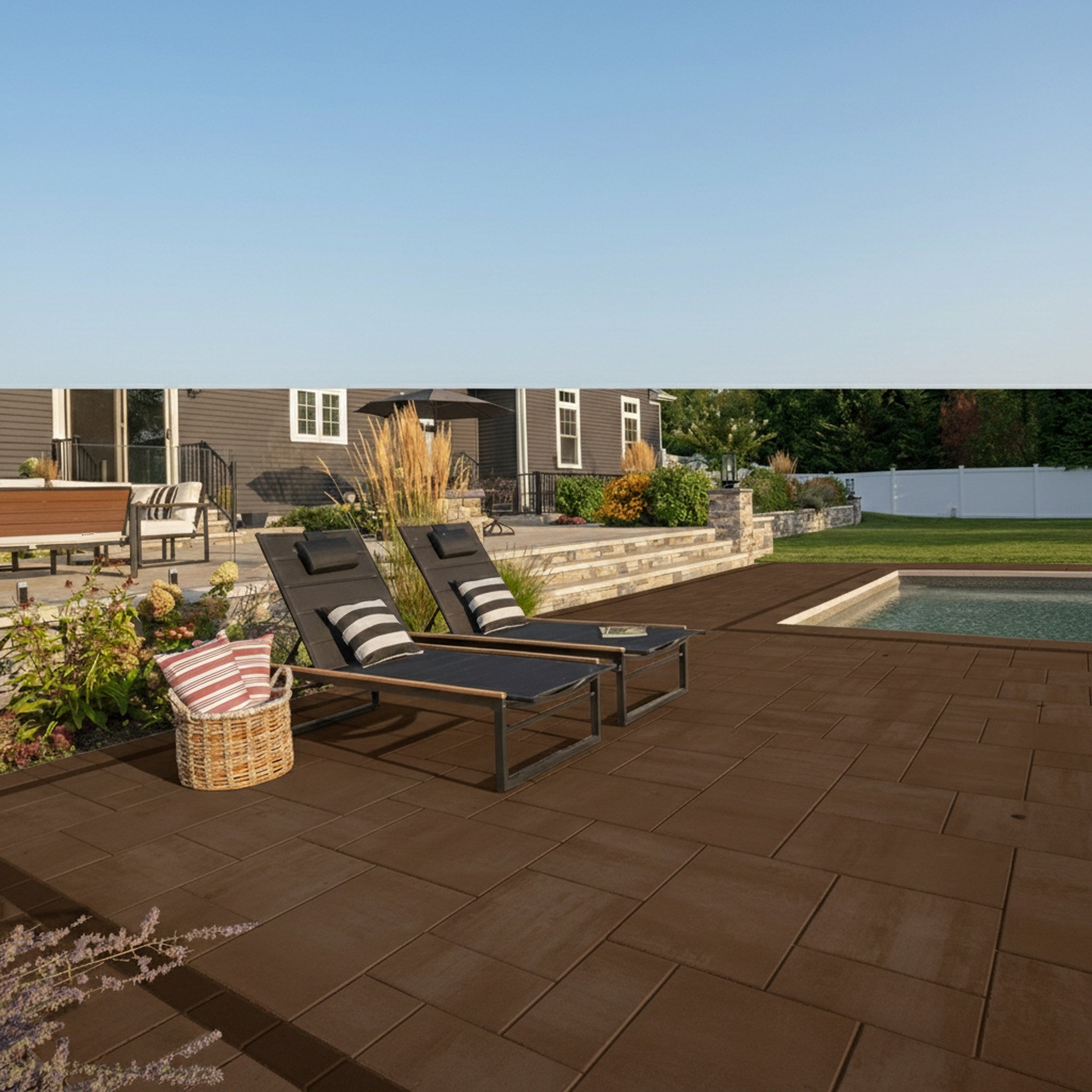 Sherwood Ledgestone 4 1/2" x 9" Smooth - Lifestyle 3