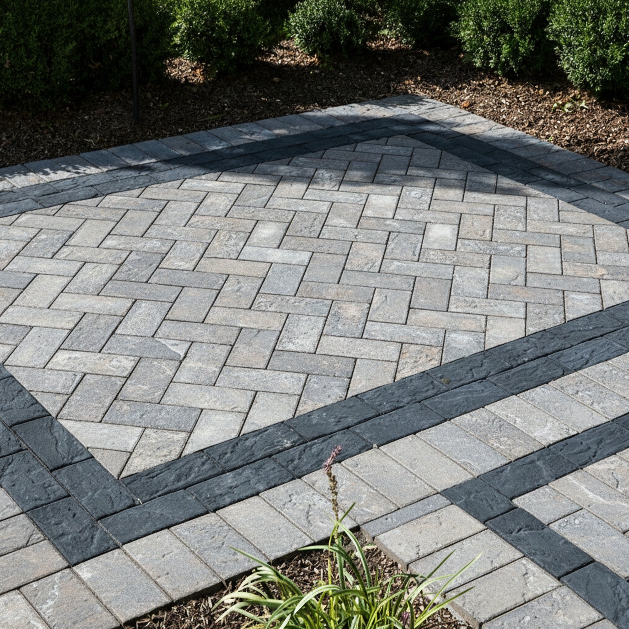 Sherwood Ledgestone 4 1/2" x 9" - Lifestyle 8