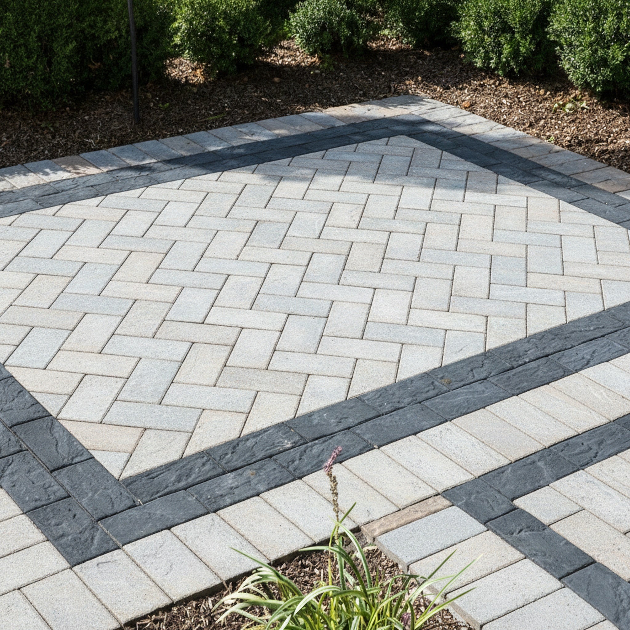 Sherwood Ledgestone 4 1/2" x 9" - Lifestyle 8