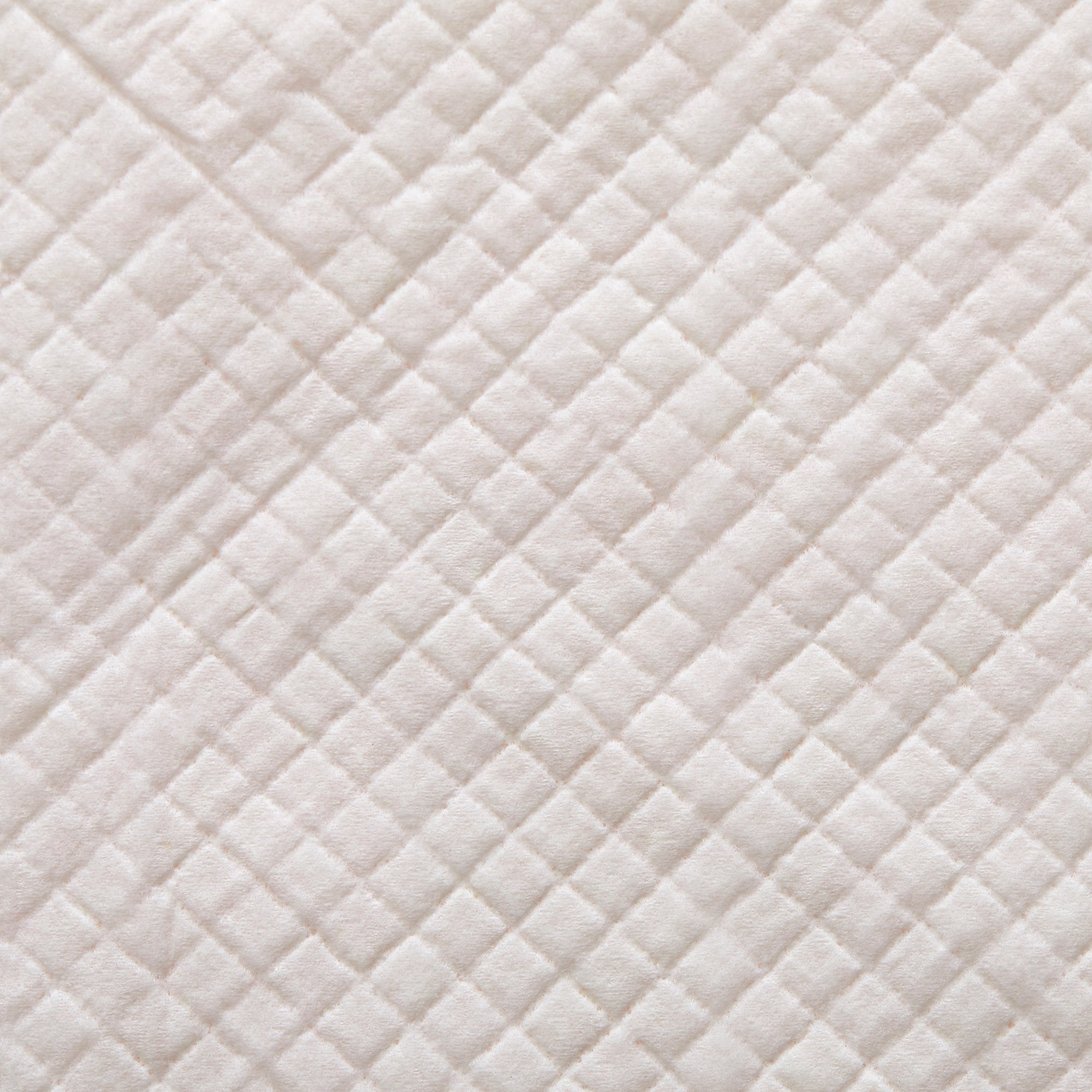 MidWest Dry Paws quilted No Track surface close-up