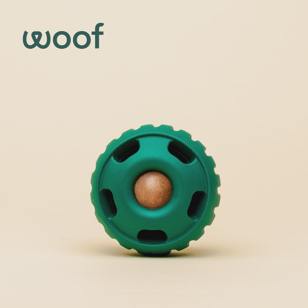 How the Woof Pupsicle treat-dispensing toy works