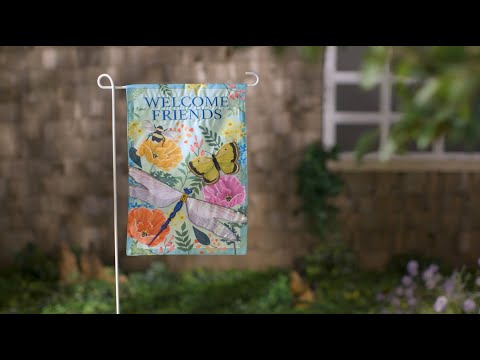 Evergreen decorative applique flags overview