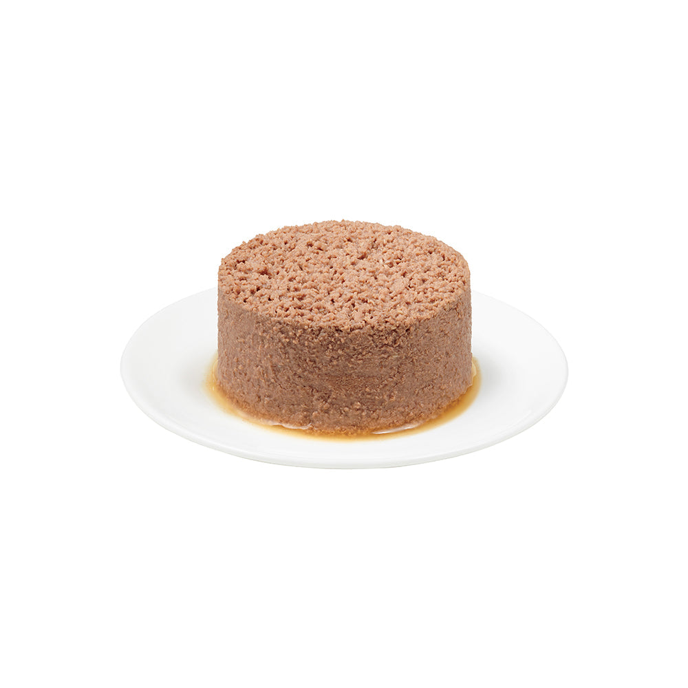 Pro Plan Urinary Tract Health salmon classic pate served on a white plate