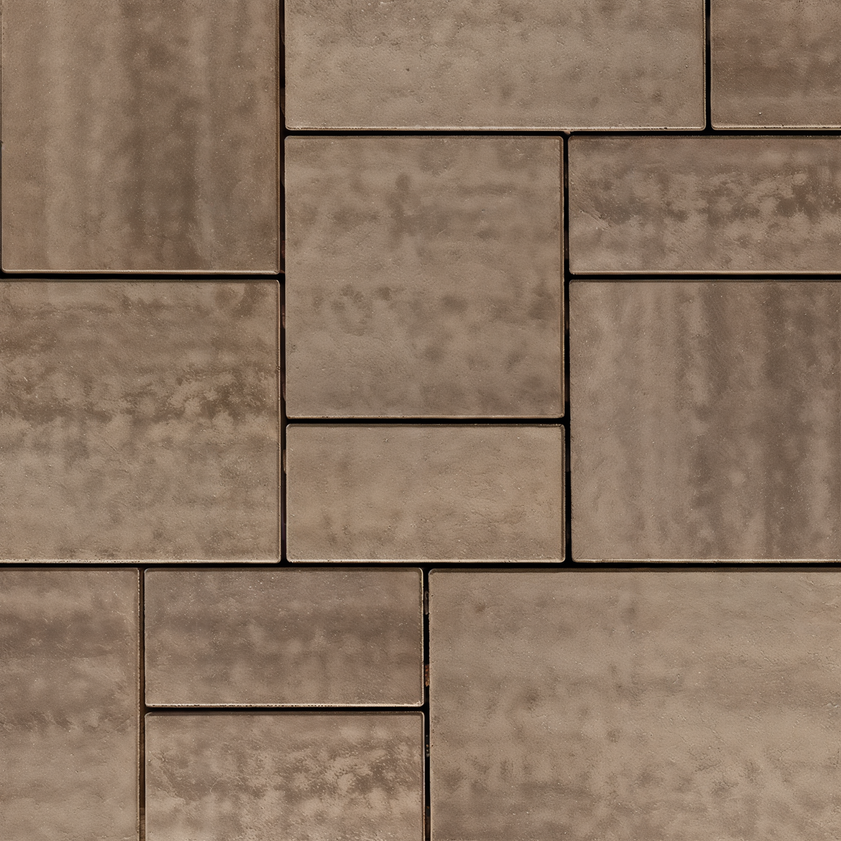 Close-up of Blu 80 HD2 Smooth pavers in Chestnut Brown.