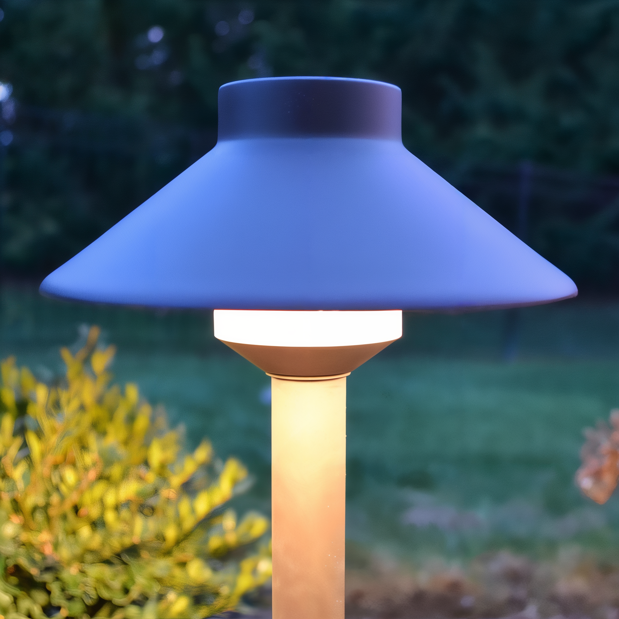Tru-Scapes Traditional Path Light TS-B301 — landscape pathway lighting at dusk